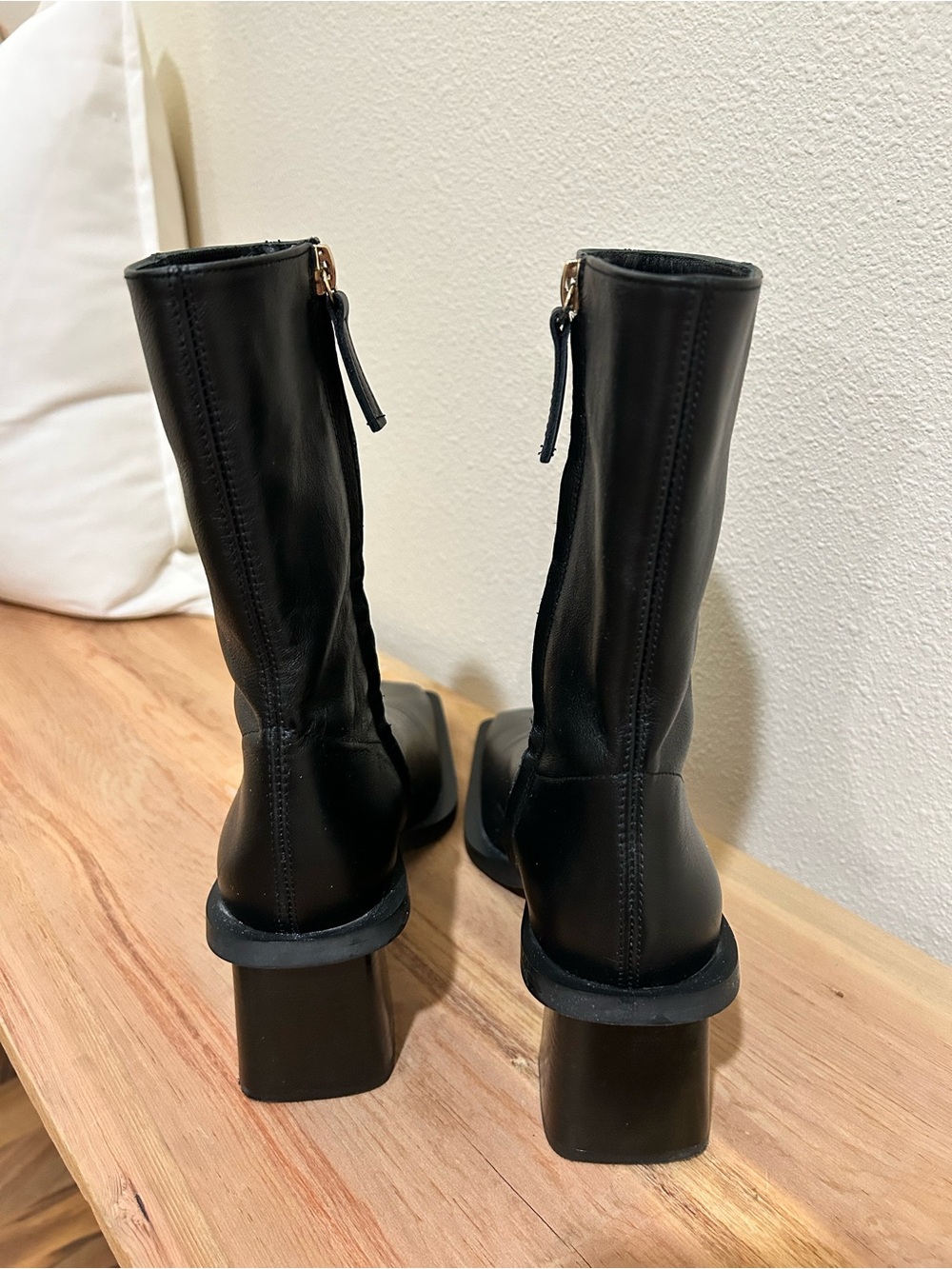ZARA | Architectural Leather Block Heel Ankle Boots | Size 38 - Picture 9 of 9